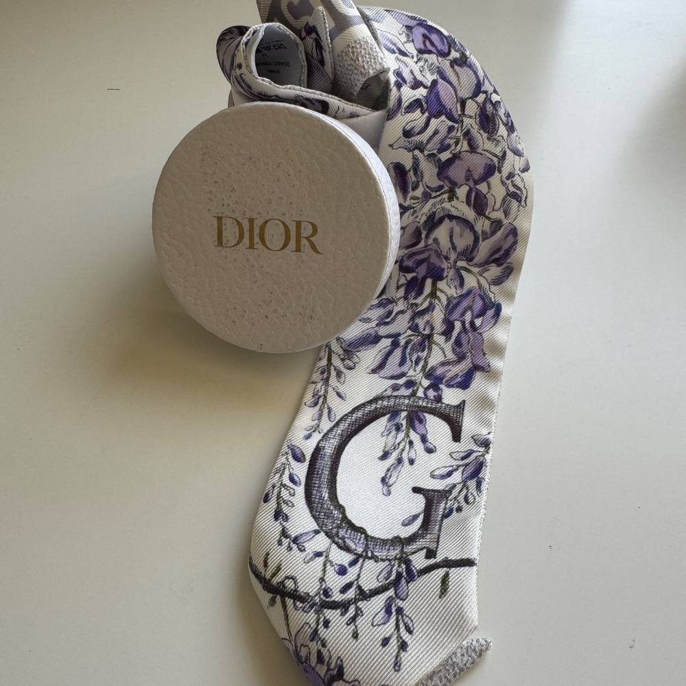 Christian Dior Mitzah Scarf - Picture 2 of 3